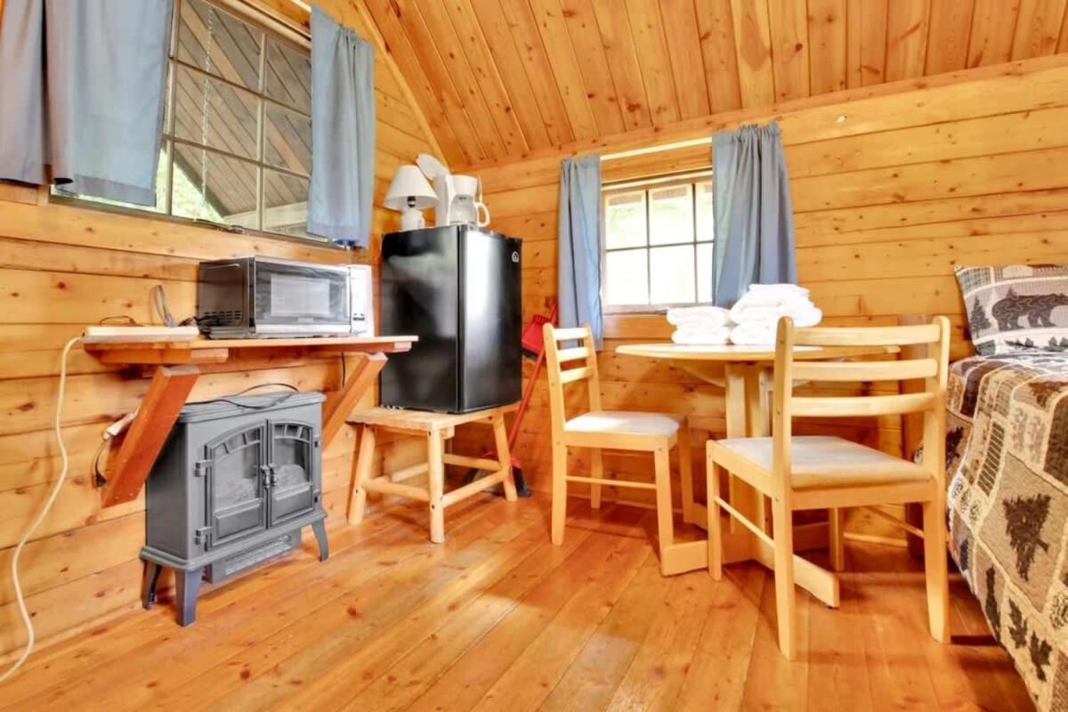 Holiday home Lovely Rustic In